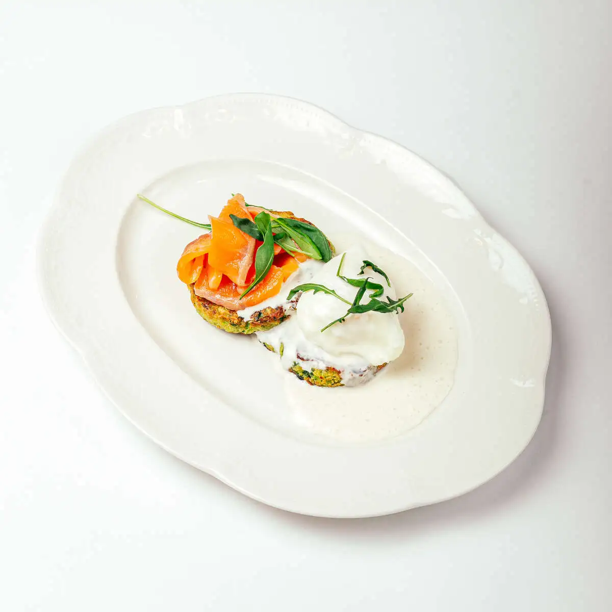 Оладьи из цукини с лососем