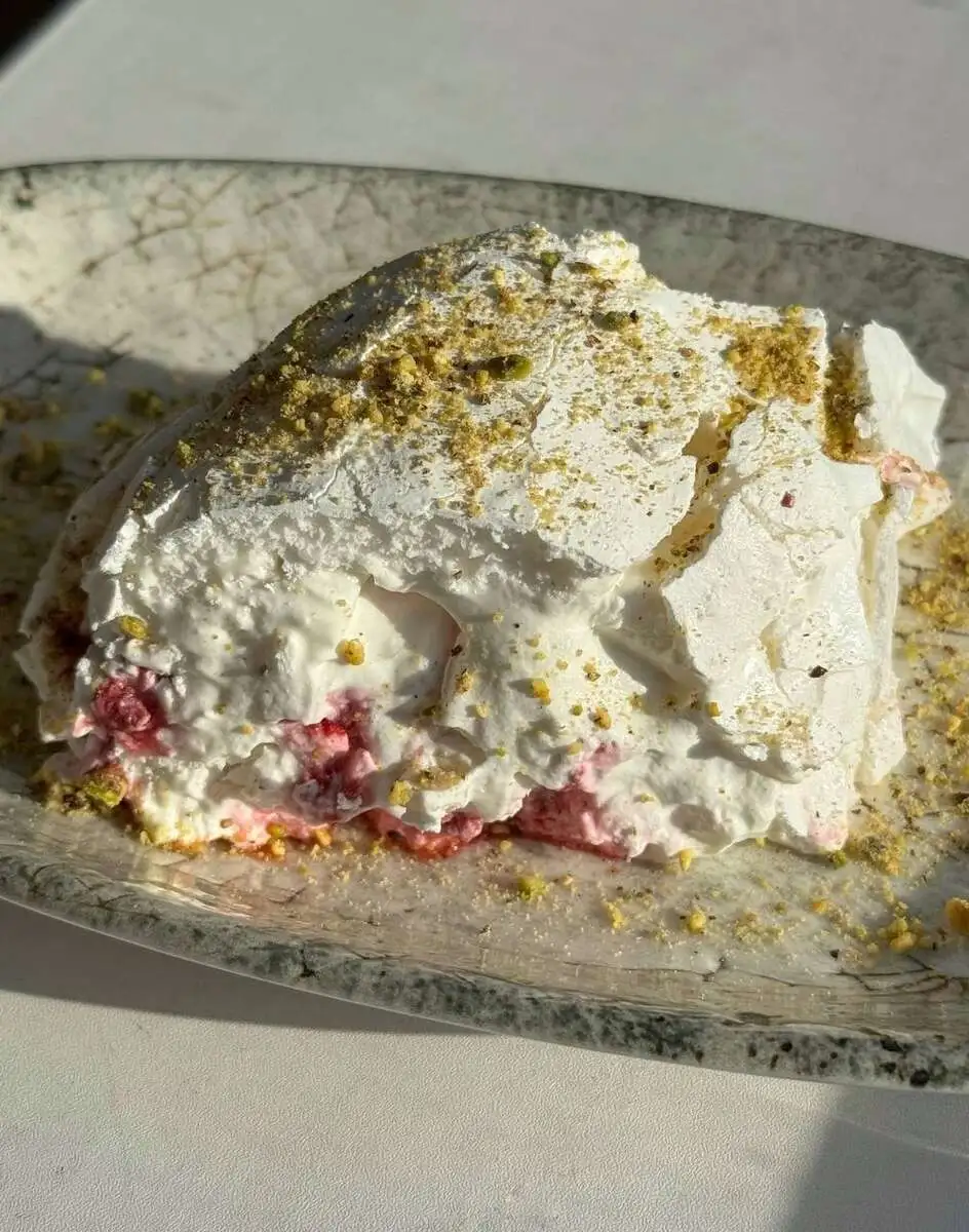 БО Меренговый рулет с малиной и орехами 75 гр