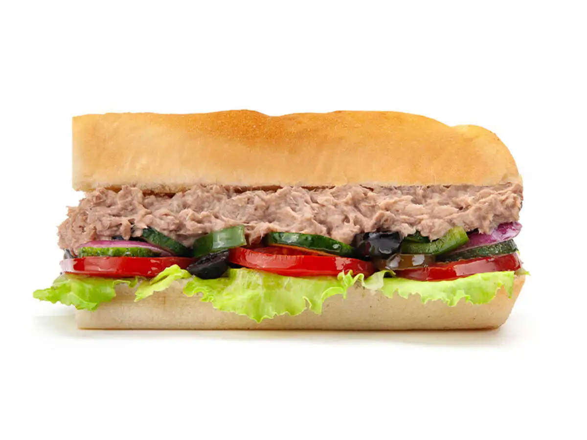 Сэндвич 15 см Тунец