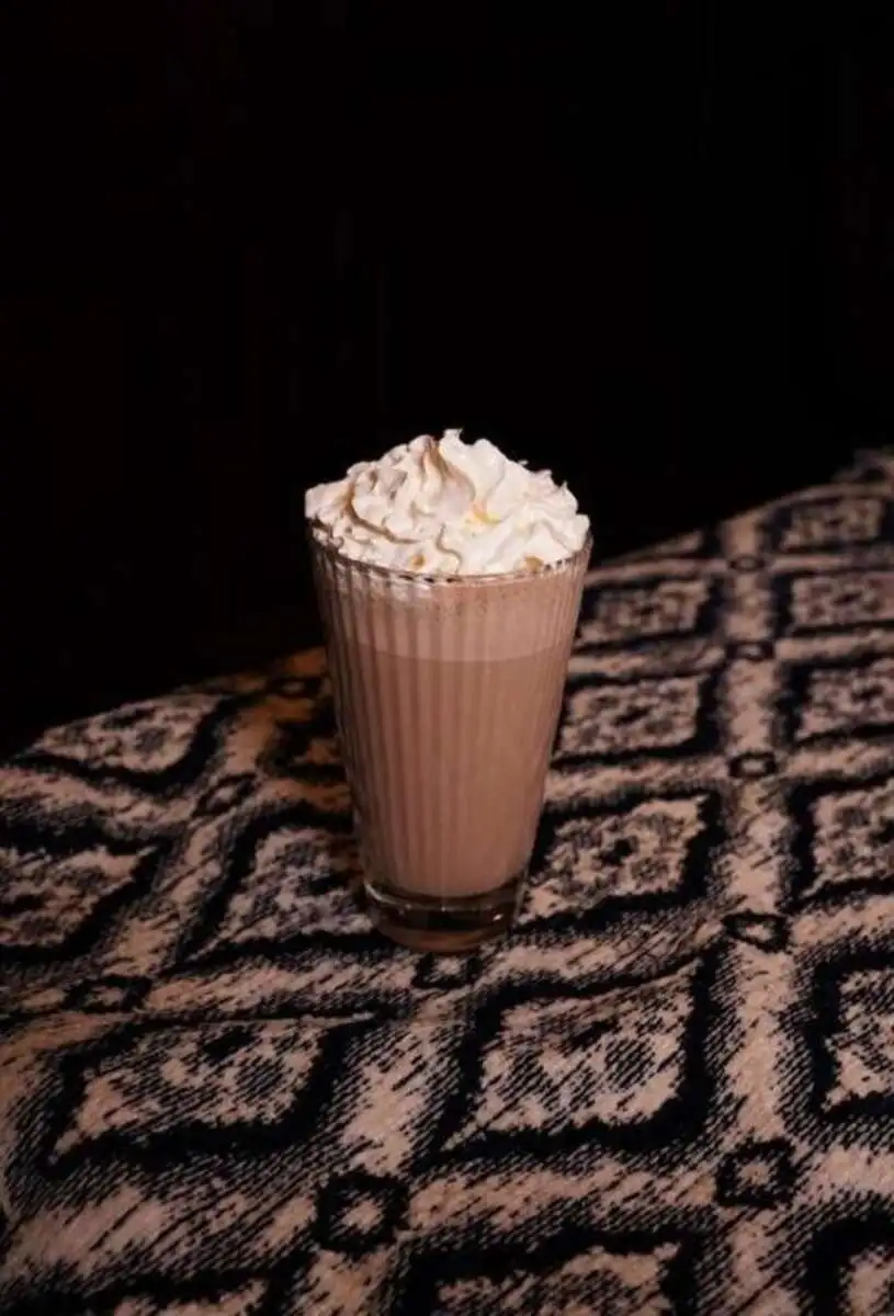 Шоколадный