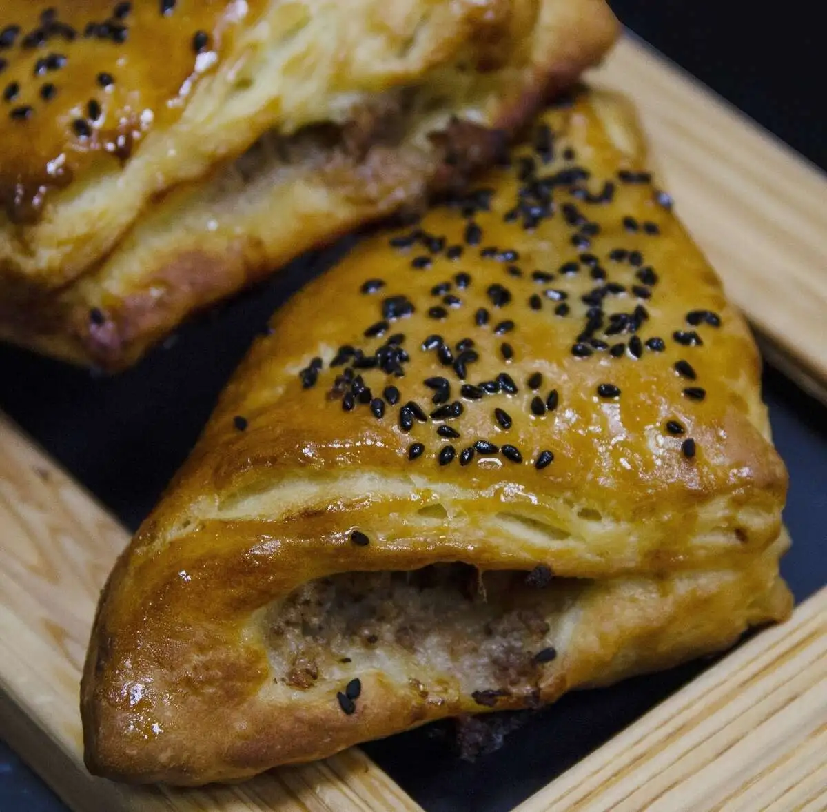 Булочка с мясом