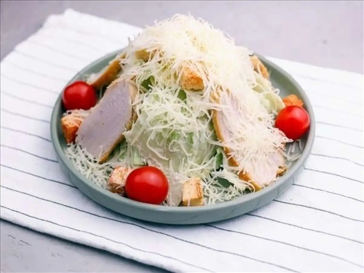 Цезарь с курицей