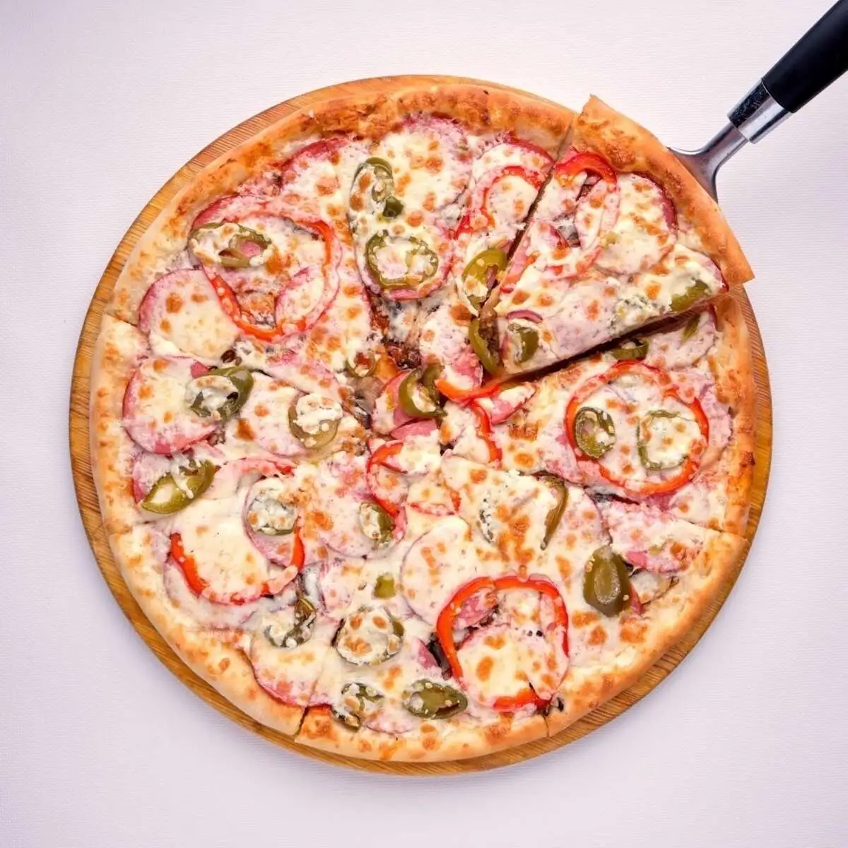 Сицилия острая пицца