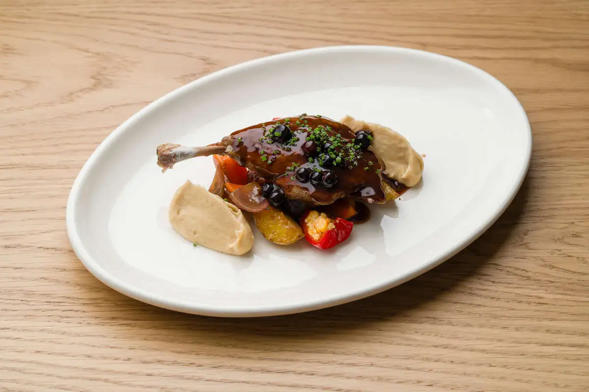 Рождественская утиная ножка