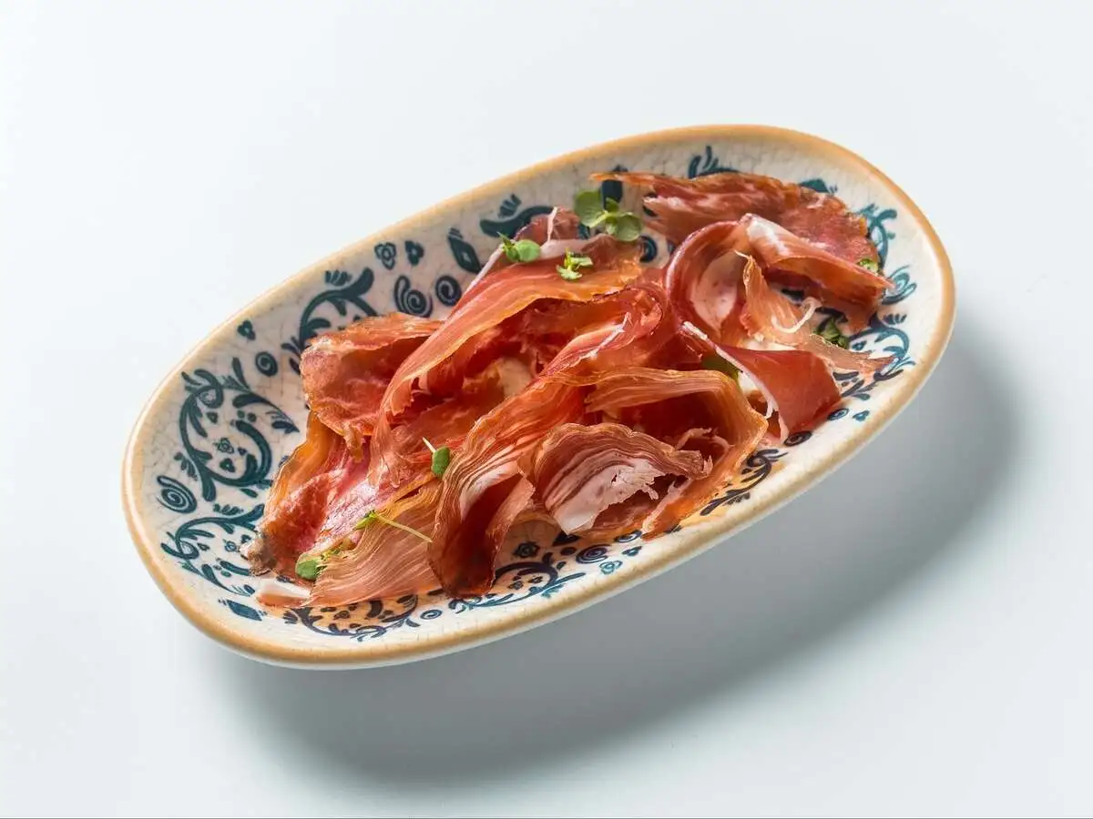 Прошутто крудо 1/40
