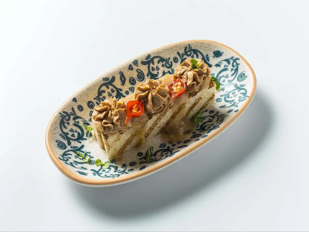 Паштет из печени на бриоше 1/50