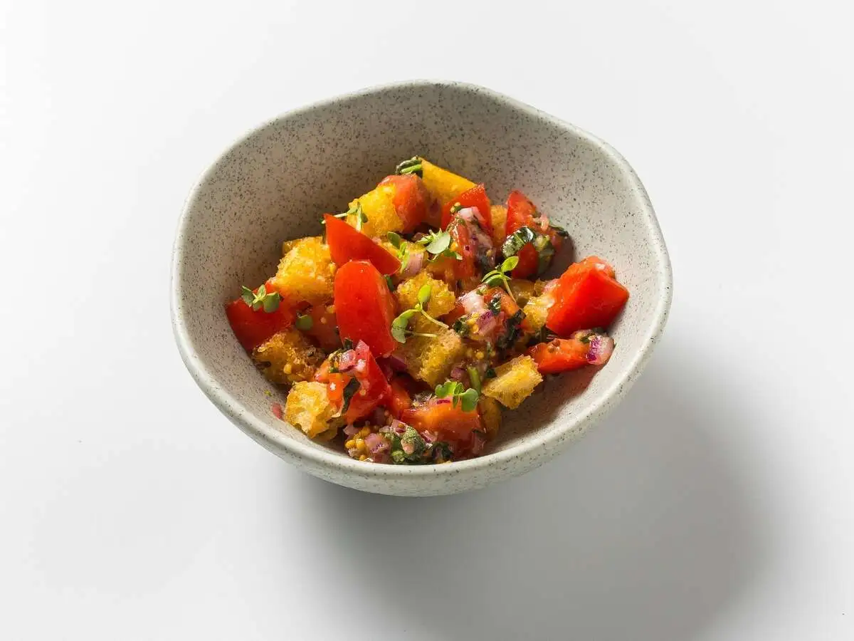 Томаты с чиабаттой и базиликом 1/80