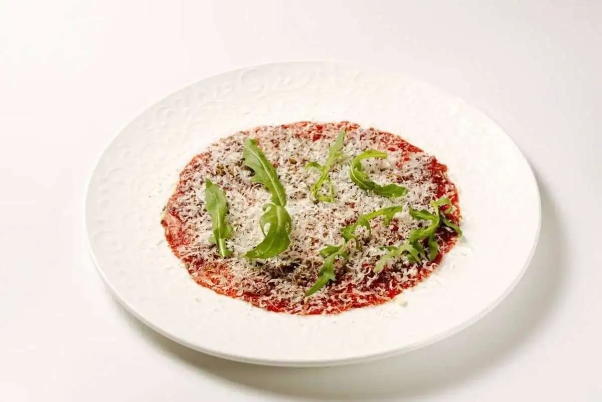 Карпаччо из говядины с трюфелем