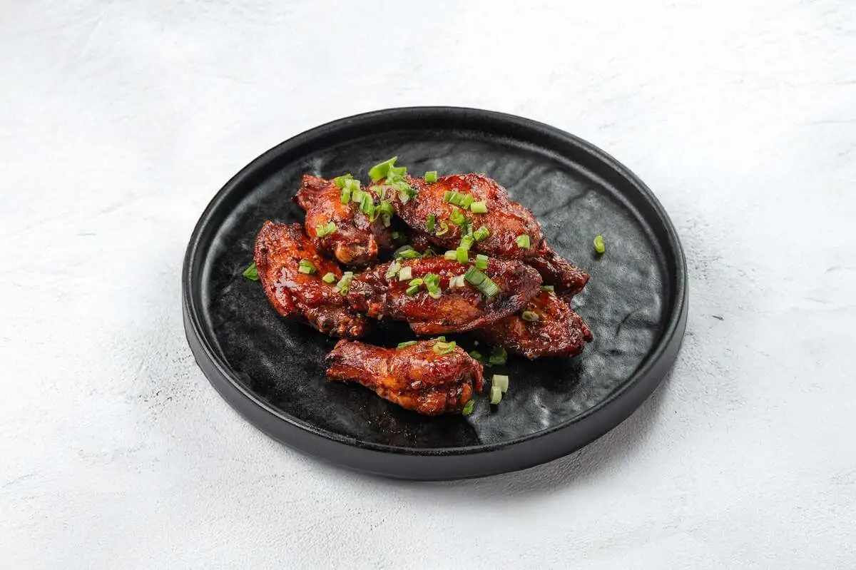 Куриные крылья Black Pepper