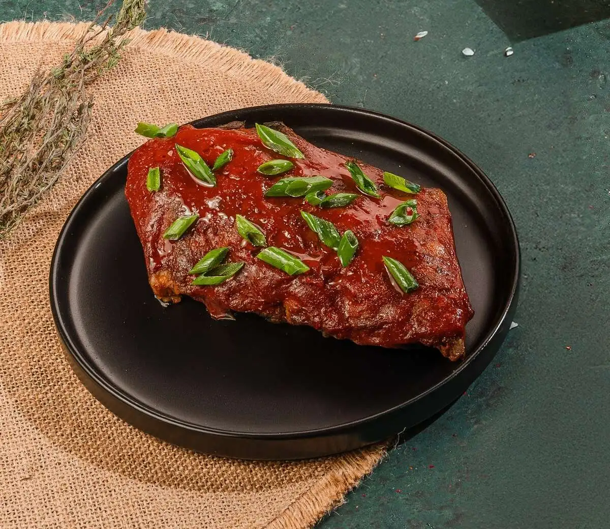 Ребра в пряном соусе