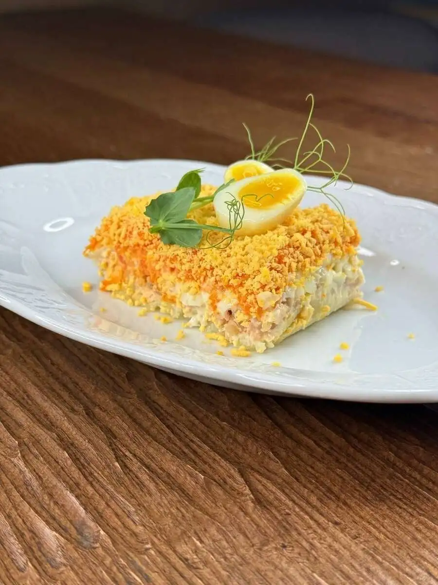 Мимоза с красной рыбой 230гр.