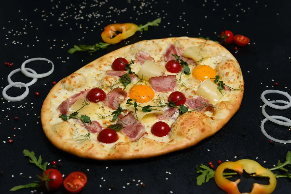 Пиццетта Карбонара