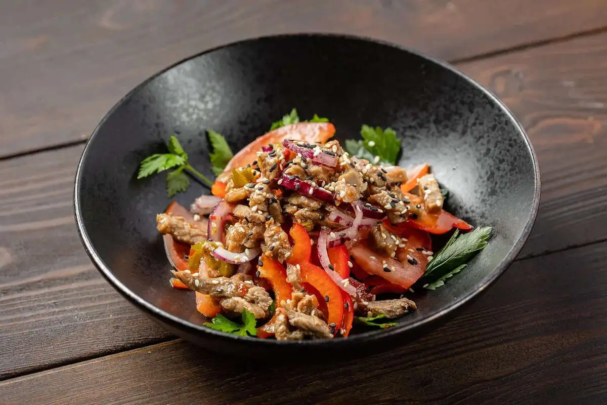 Острый салат Тайский