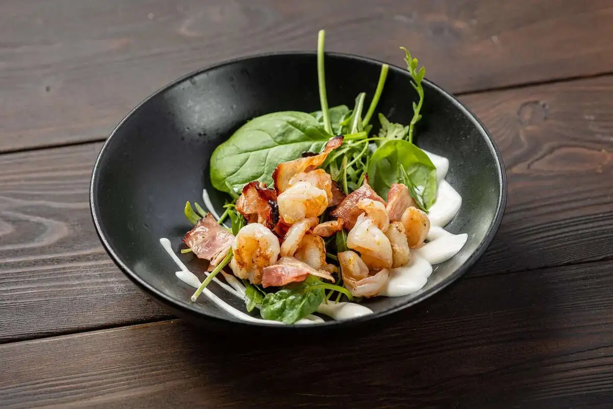 Салат Бекон Шримп