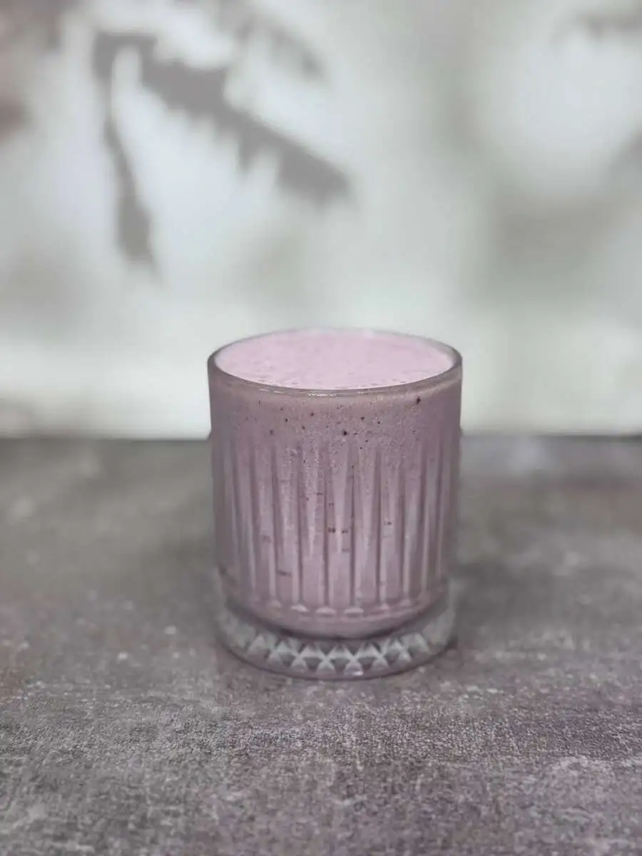 Коктейль Банан-малина