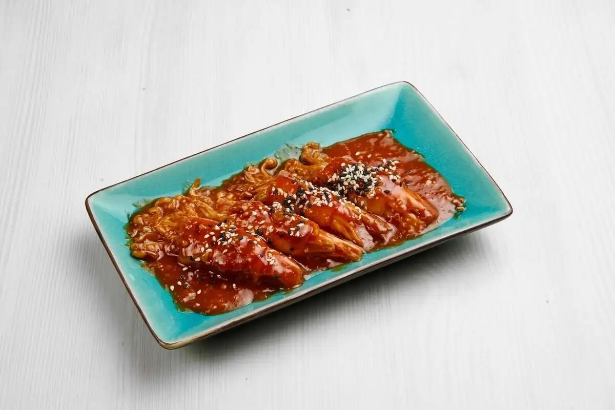 Эноки с беконом в соусе яннен 220гр.