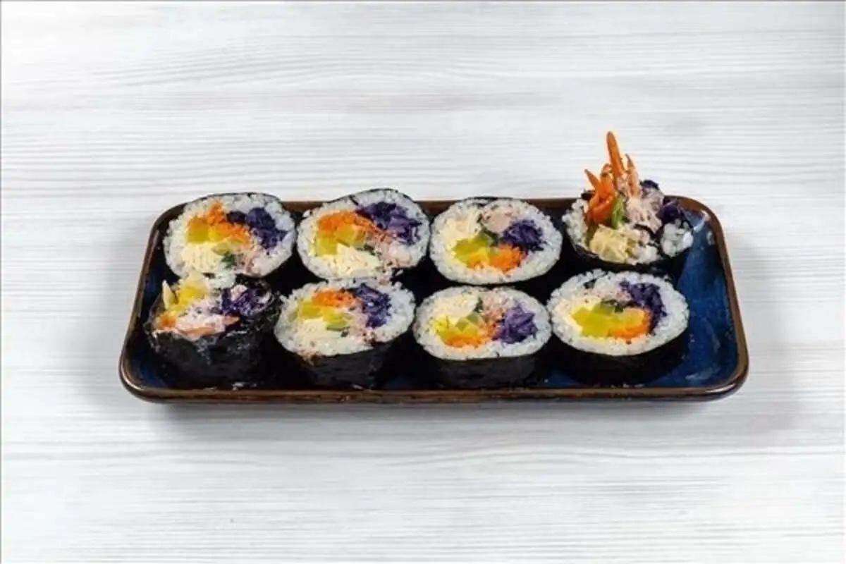 Кимпаб с тунцом и овощами 450гр.порц.