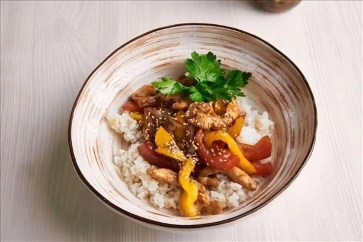 Курица Террияки с рисом 260гр.порц.