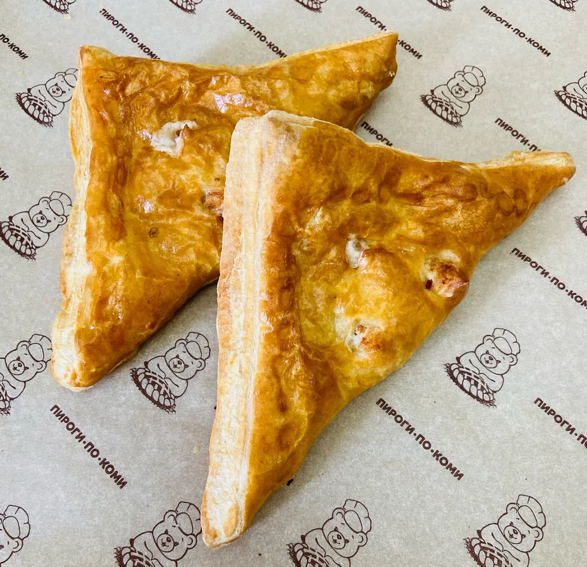 Слойка с ветчиной