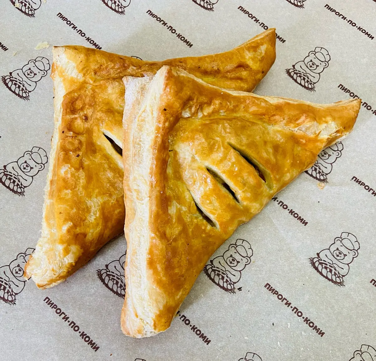 Слойка с капустой