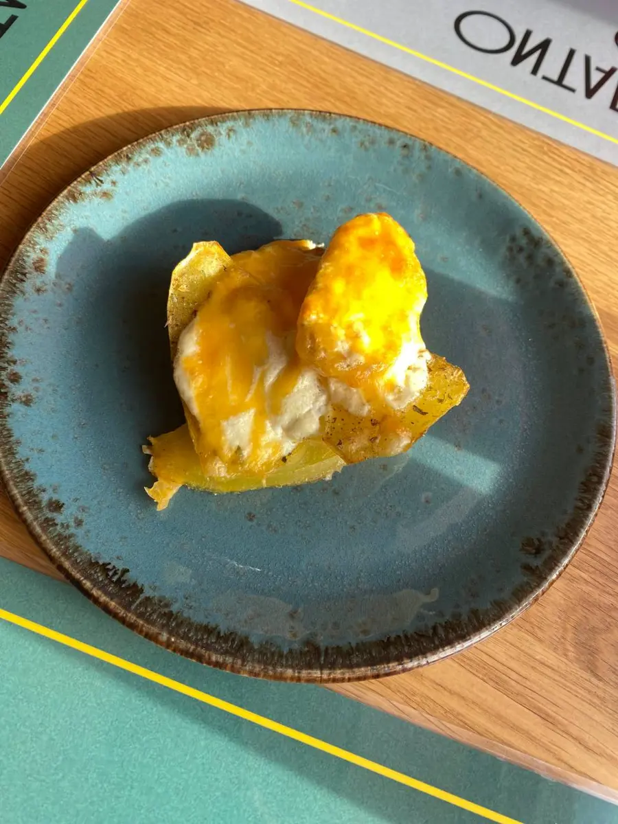 Картофель, запеченный с сыром, 150 г