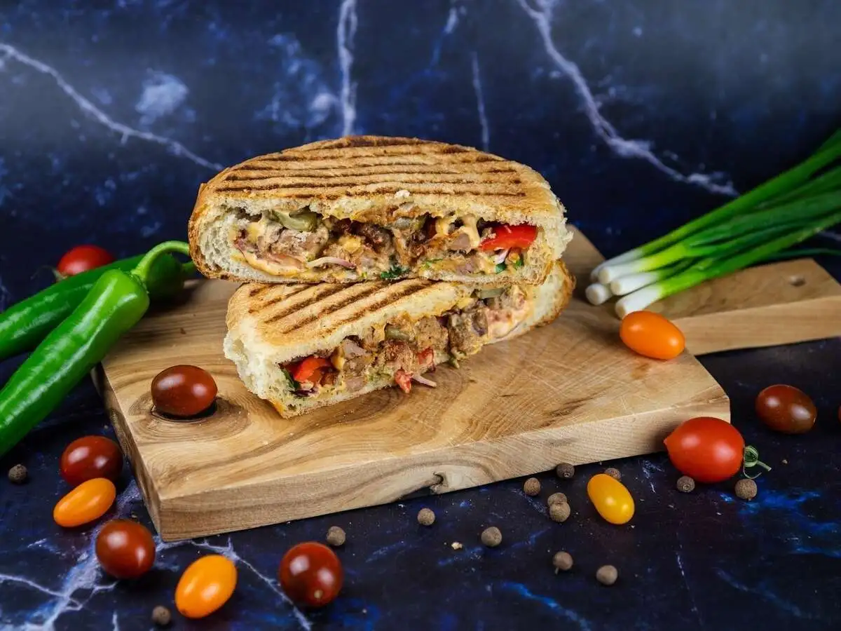 Буррито в булочке говяжий СТ