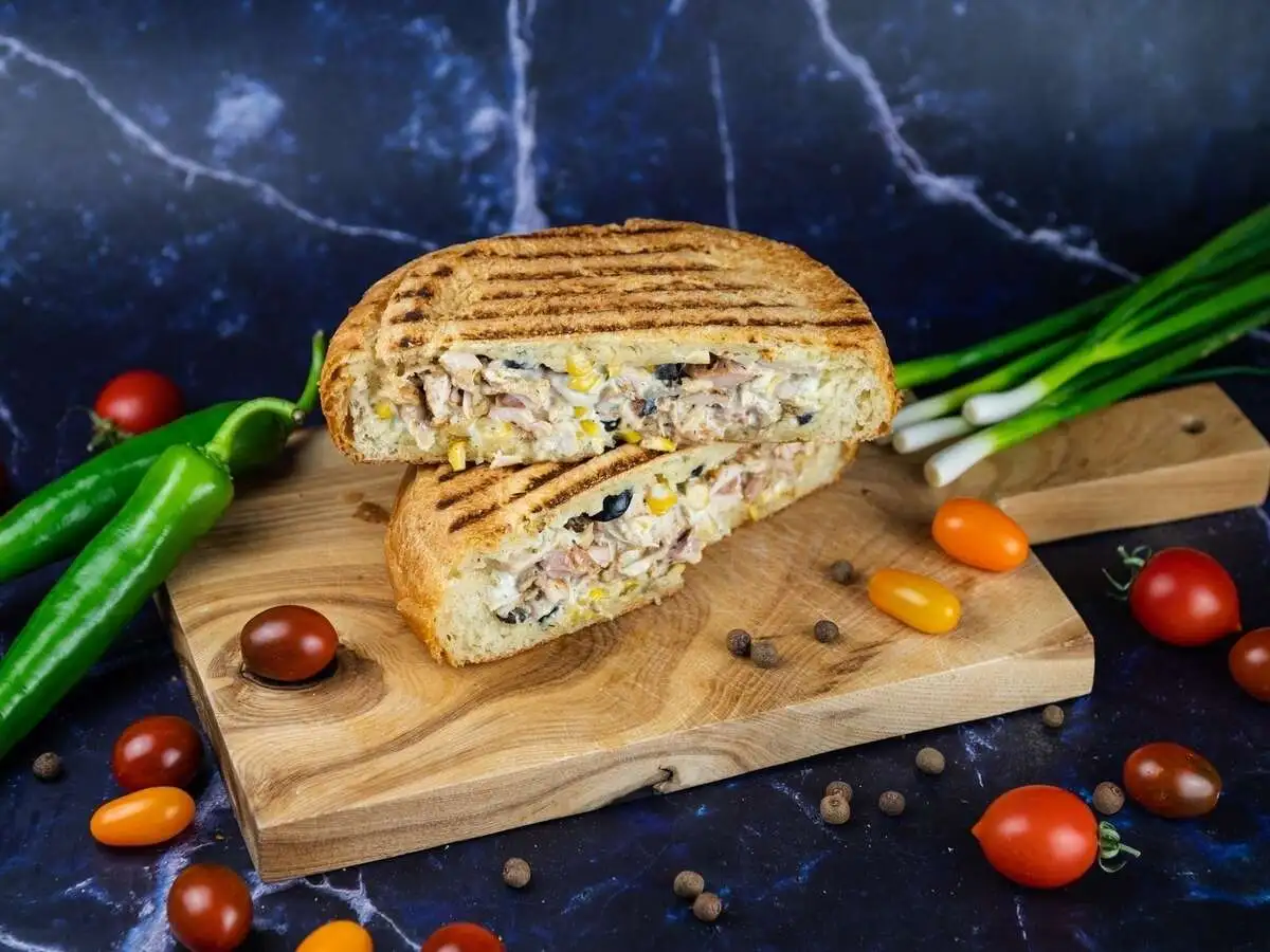 Фахитос в булке говяжий