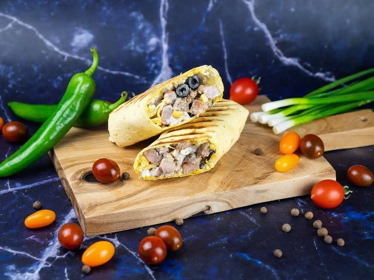 Фахитос в тортилье говяжий