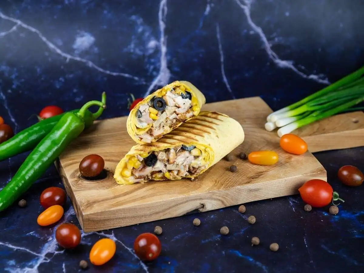 Фахитос в тортилье куриный