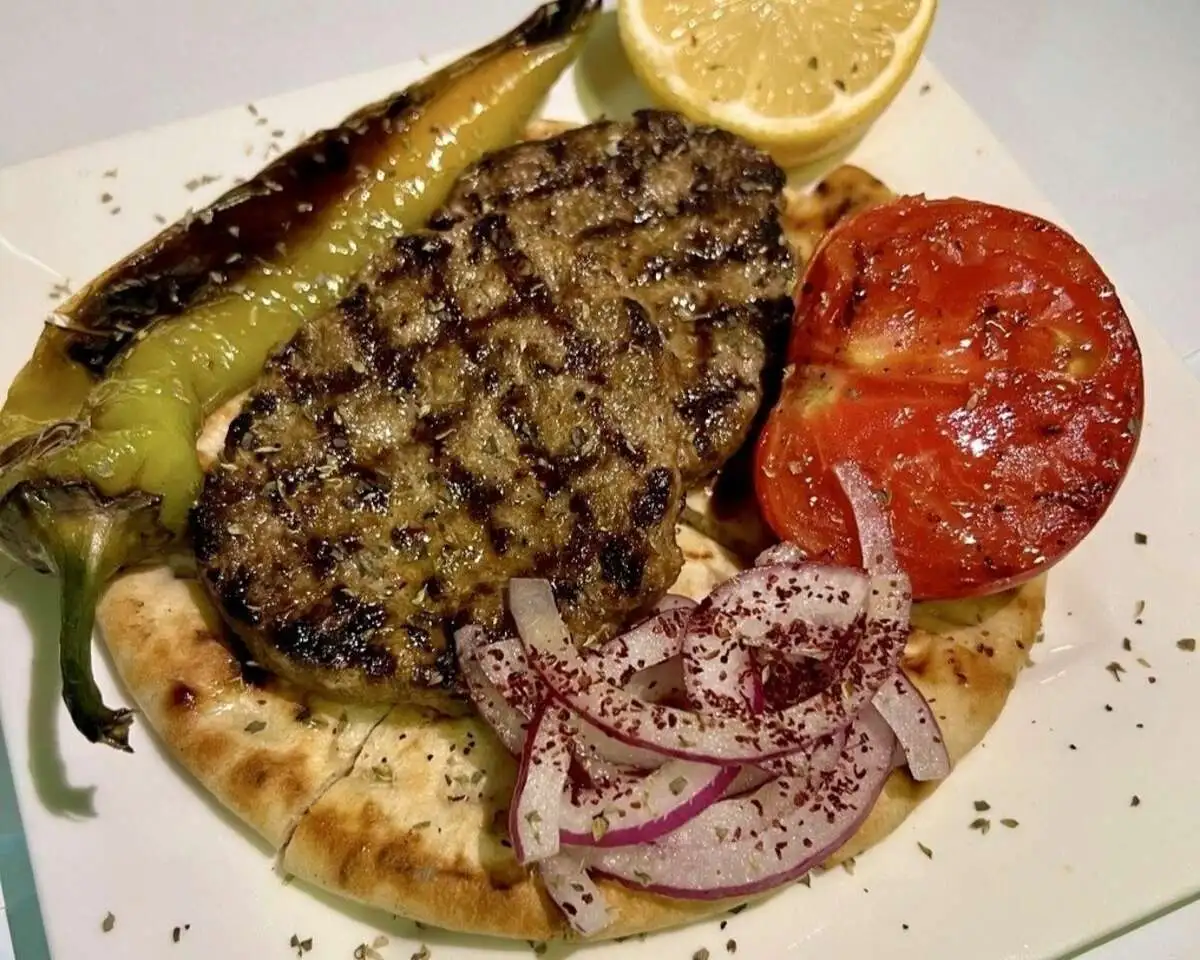 Мерида бифтекя