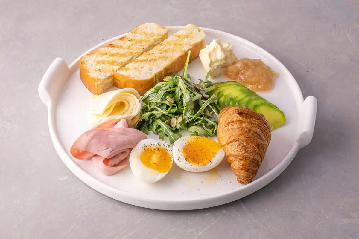 Континентальный завтрак