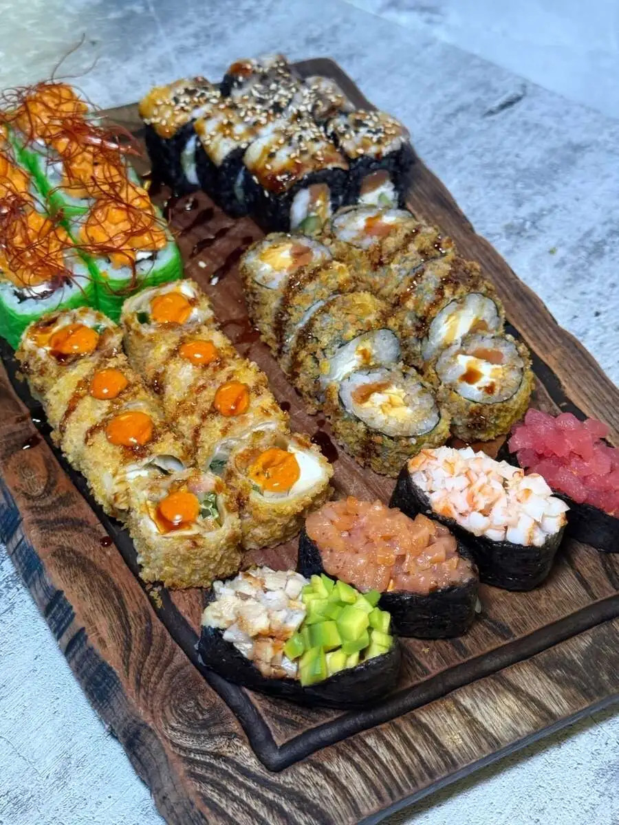 Ролл Ассорти сет 1/980