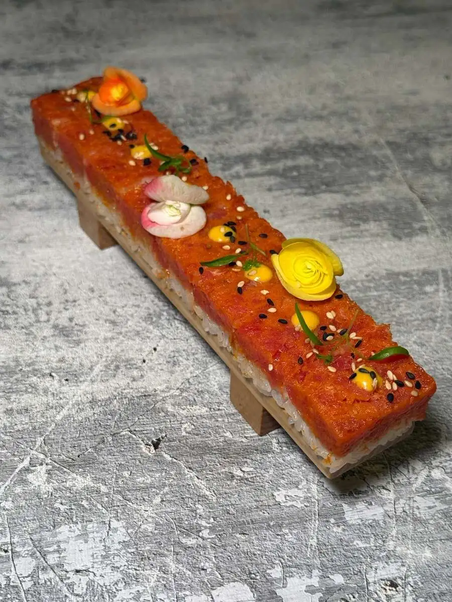 Осидзуси с тунцом 1/202