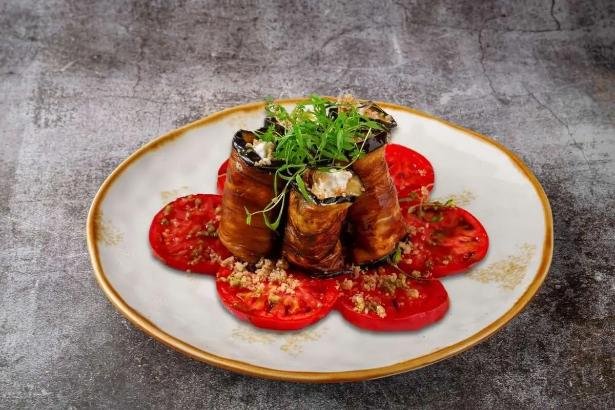 Рулетики из баклажанов с томатами 1/240