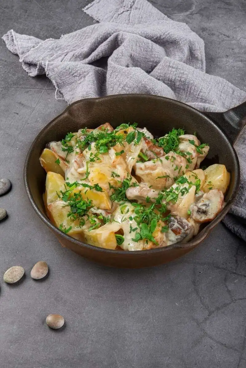 Скоблянка со свининой 1/300