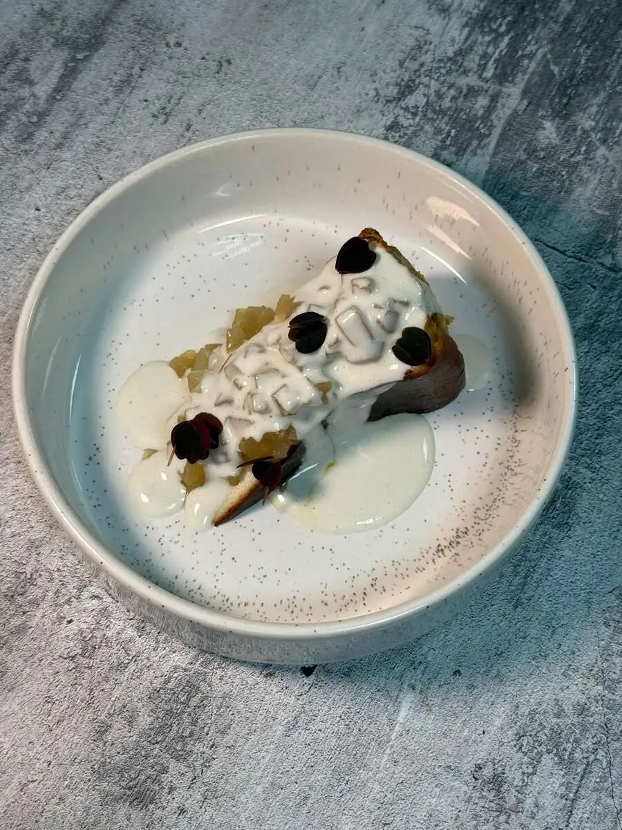 Баскский чизкейк с грушей 1/170