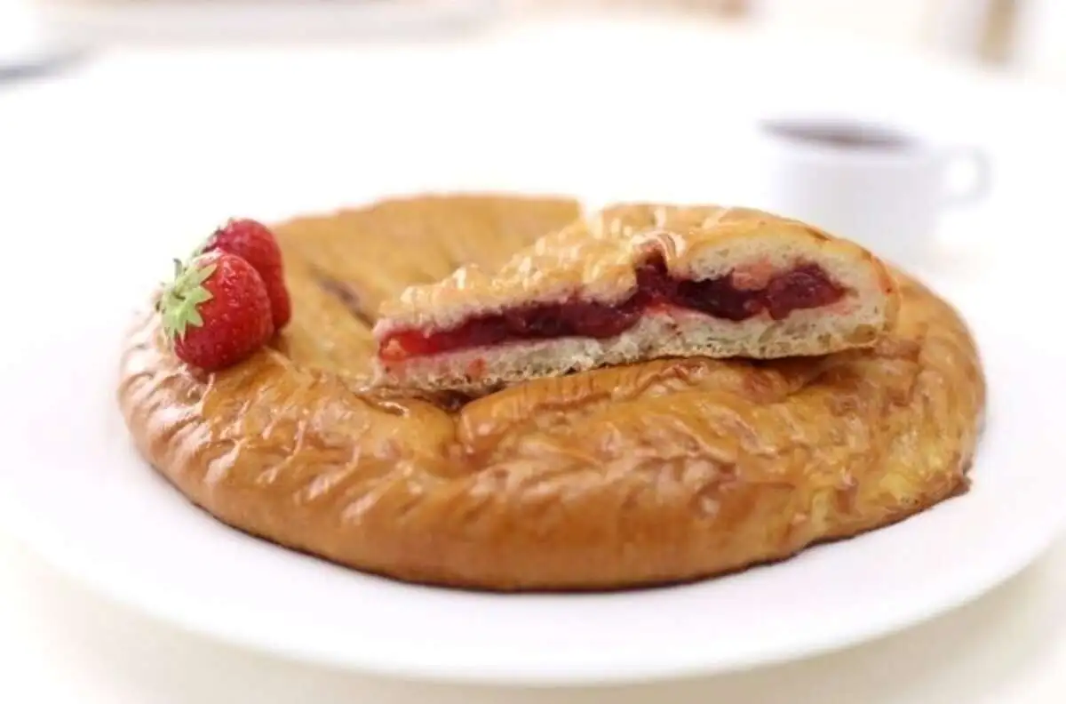 Пирог с клубникой