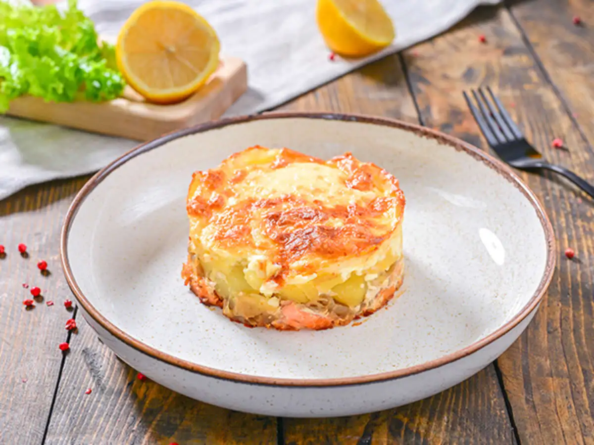 Горбуша по-французски