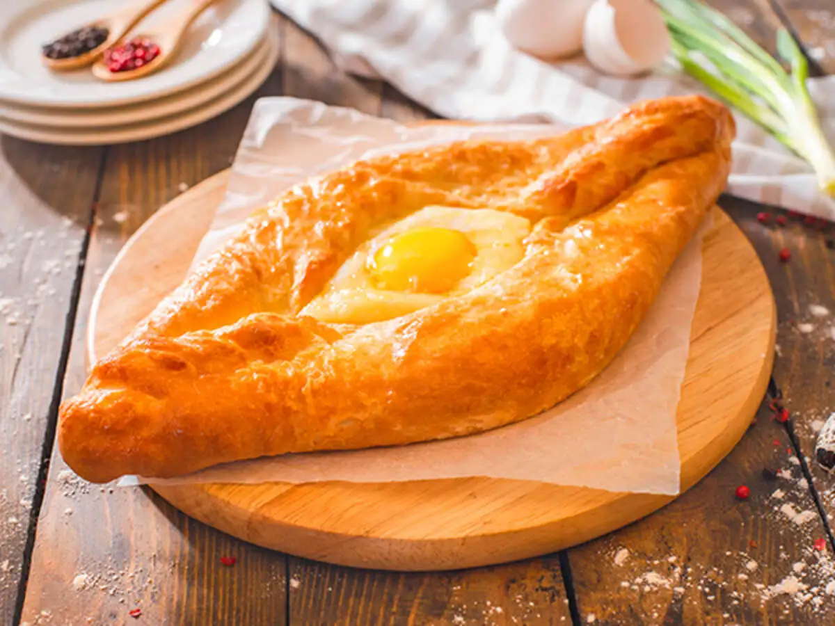 Хачапури По-аджарски