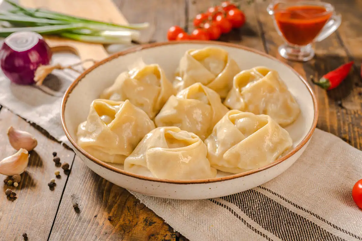 Манты со свининой и говядиной замороженные, весовые