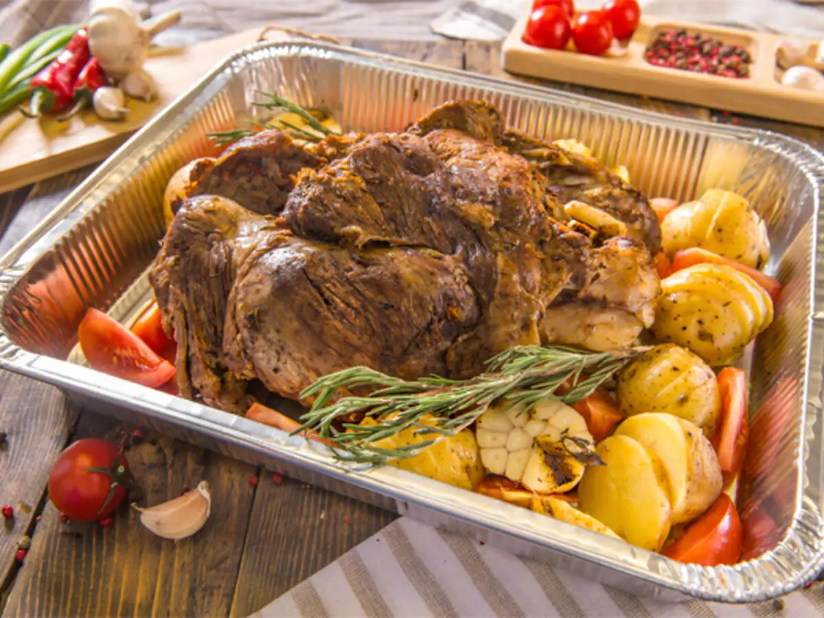 Банкет-бокс с бараньей ножкой су-вид