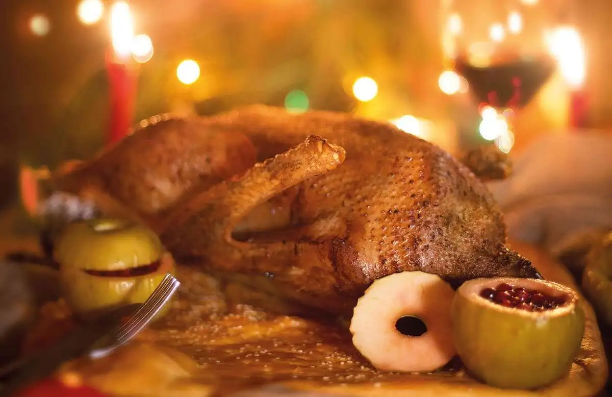 Гусь с яблоками