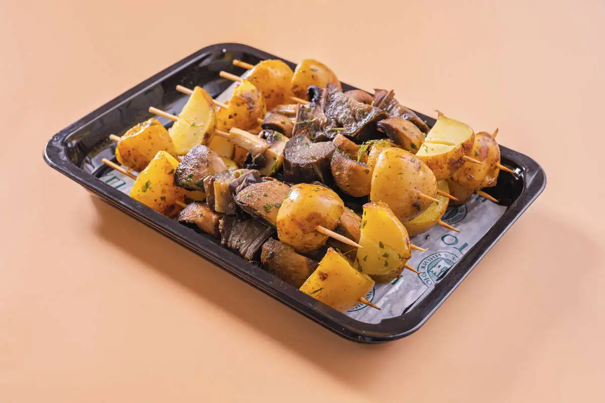 Фуршет-бокс из шашлычков № 37