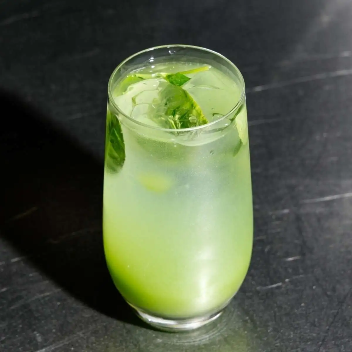 Лимонад киви-базилик-мята