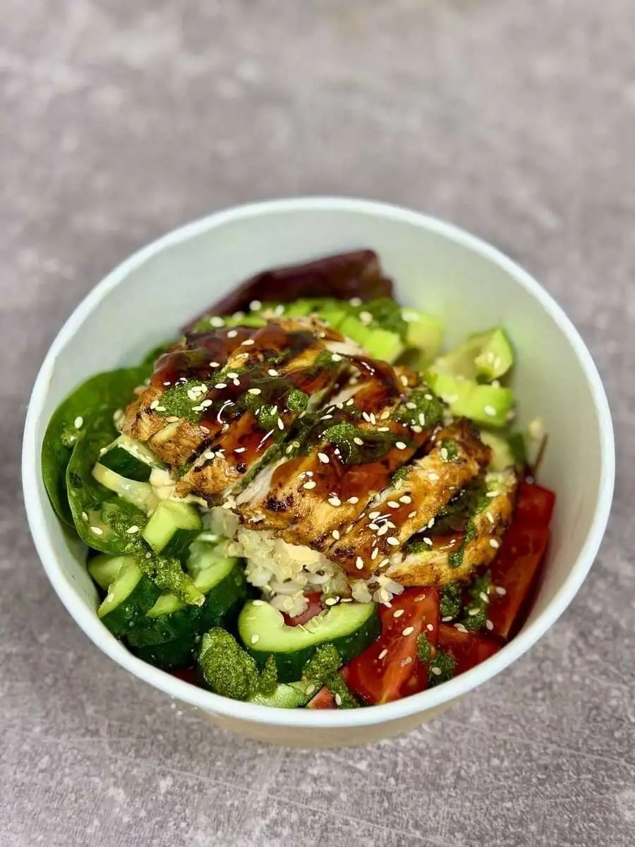 Боул с курицей