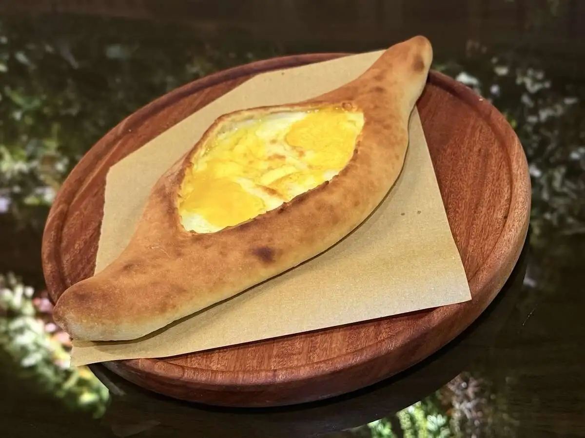 Хачапури по-аджарски / Khachapuri In Adjarian Style
