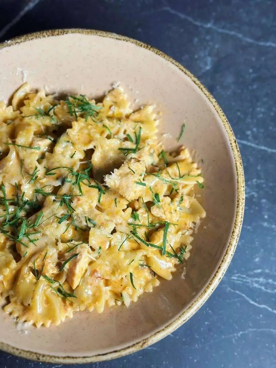 Фарфале с лососем