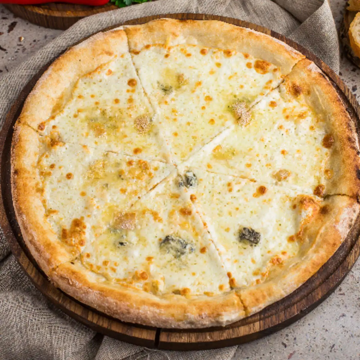 Пицца 4 сыра