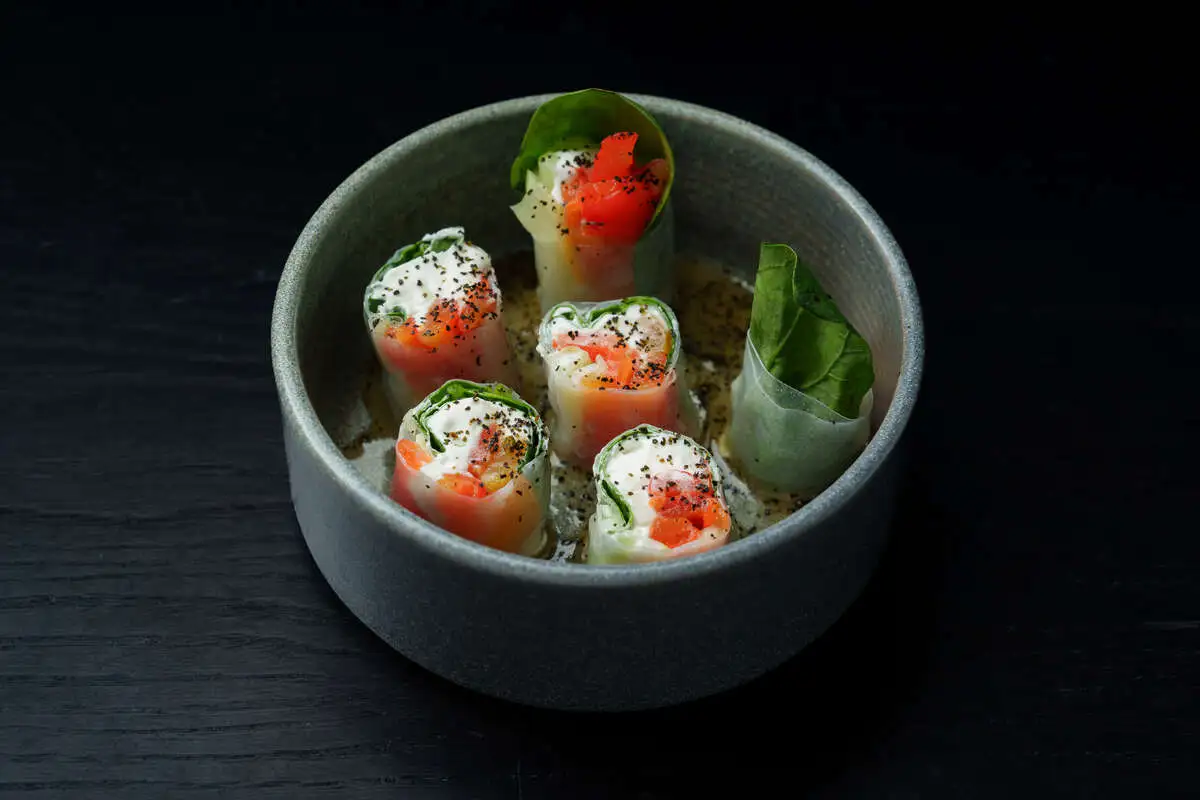 Фреш ролл с печеным перцем и овощами