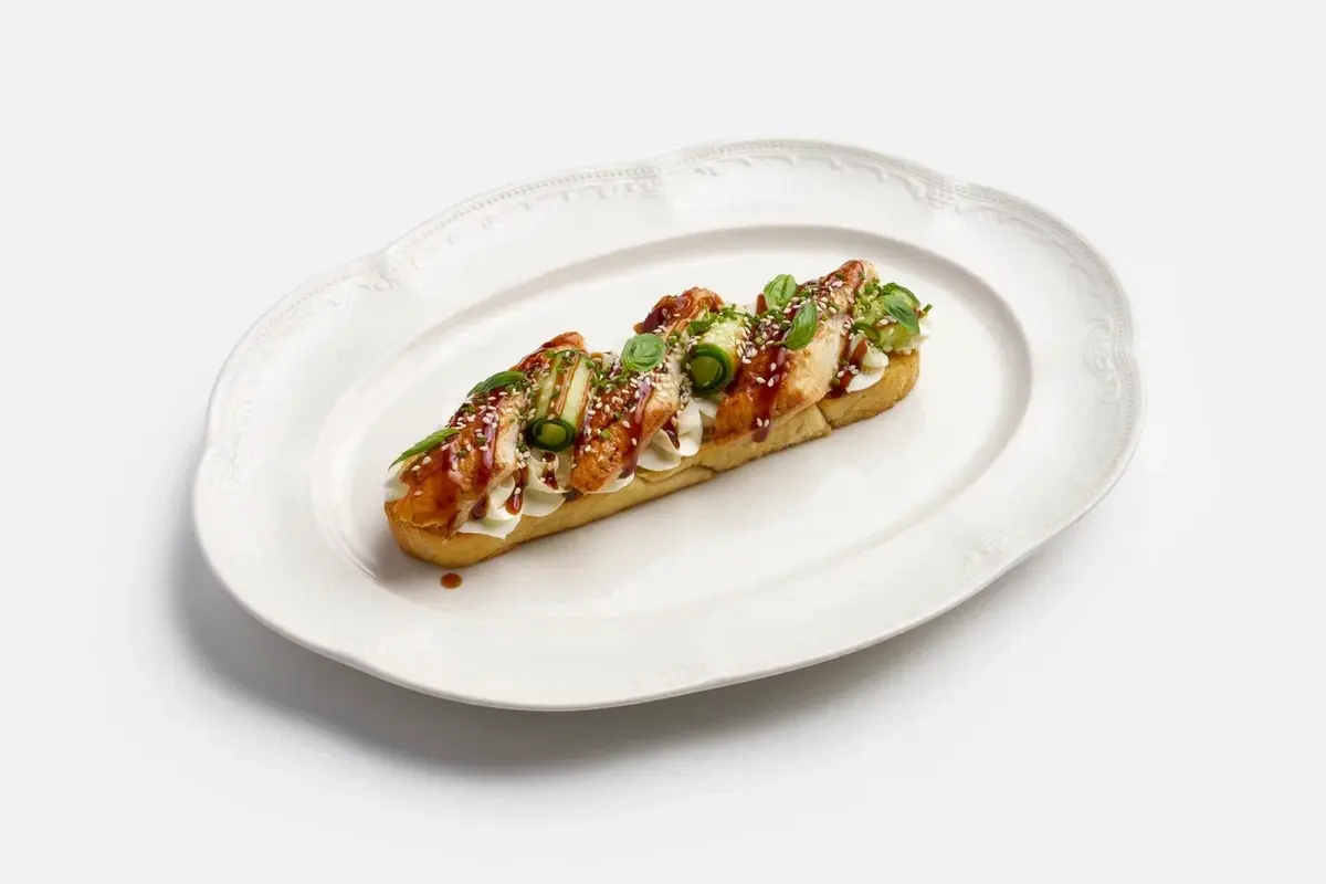 Брускетта с угрем